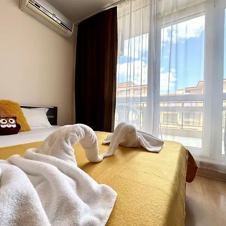 Menada Luxor Lägenhet *