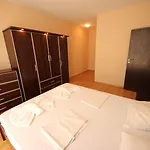 Апартаменты Menada Luxor Свети-Влас