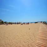 Menada Luxor Апартаменты Свети-Влас