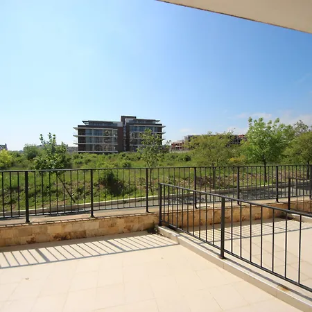 דירה Menada Luxor *