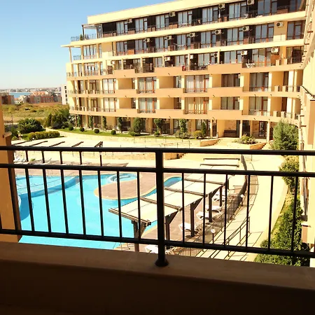 Menada Luxor דירה סבטי ולאס