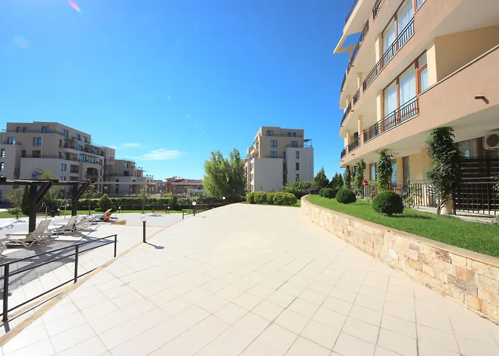 Menada Luxor * スヴェティ・ヴラス