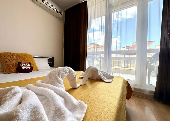 Menada Luxor アパート *